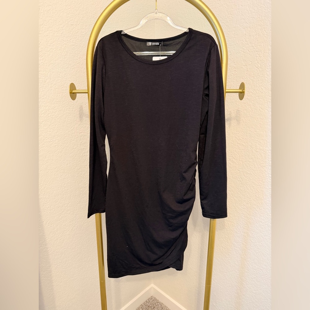 Long-Sleeve Black Side-Ruched Bodycon Dress